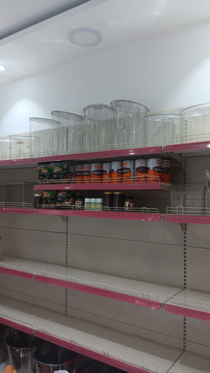Salmaniya, Businesses For Sale, Ready-to-run SHOP FOR SALE With Individual Establishment CR  In Salmaniya.