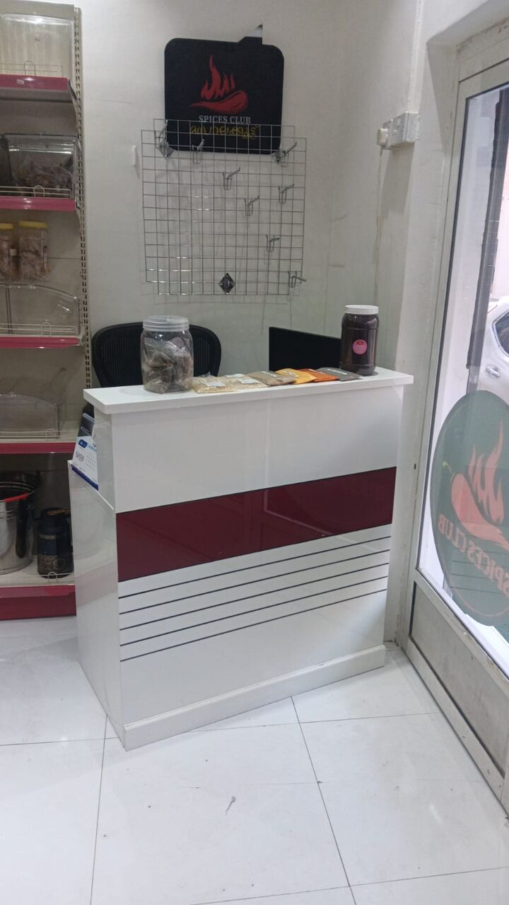 Salmaniya, Businesses For Sale, Ready-to-run SHOP FOR SALE With Individual Establishment CR  In Salmaniya.