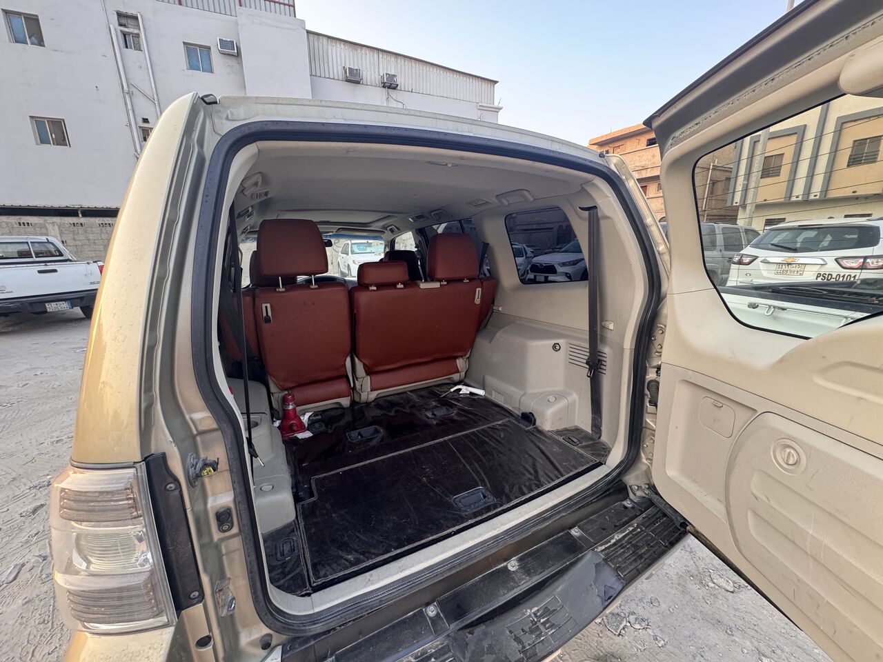 Jubail, Vehicles, Cars & Trucks , SAR 26000,  2010 Mitsubishi Pajero V6 &ndash; Full Option,  2010,  Automatic,  418000 KM,