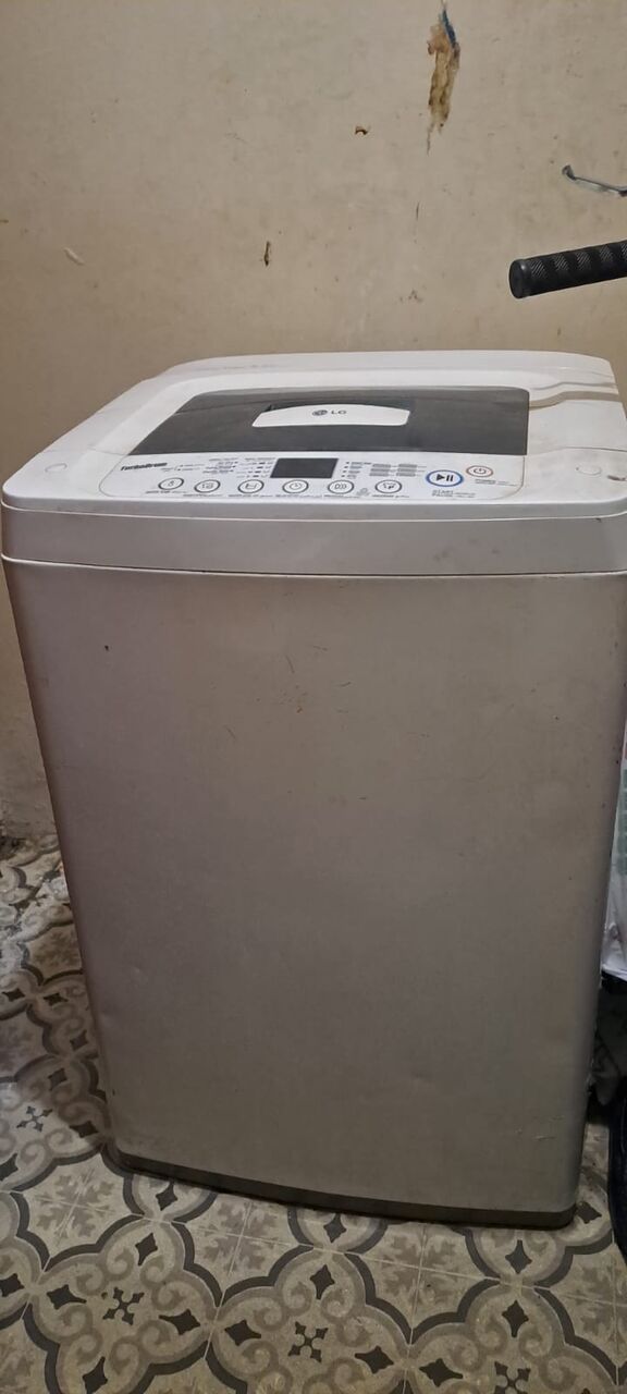 Riyadh, Household Items, SAR 400,  LG Washing Machine Automatic 5.5 KG