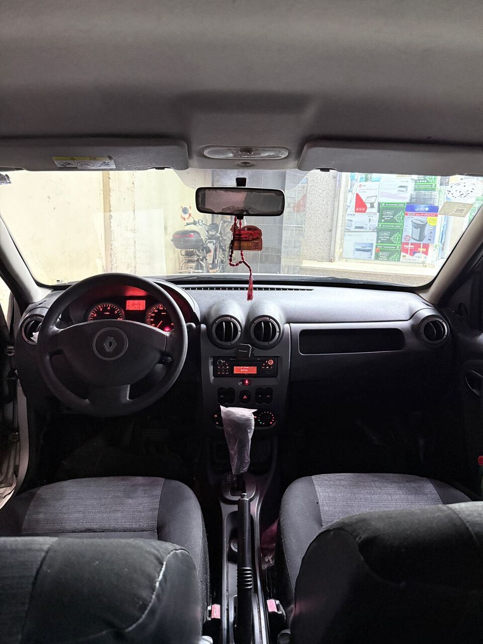 Jeddah, Vehicles, Cars & Trucks , SAR 6500,  Renault Duster,  2013,  Automatic,  180000 KM,  Urgent Duster Car For Sale