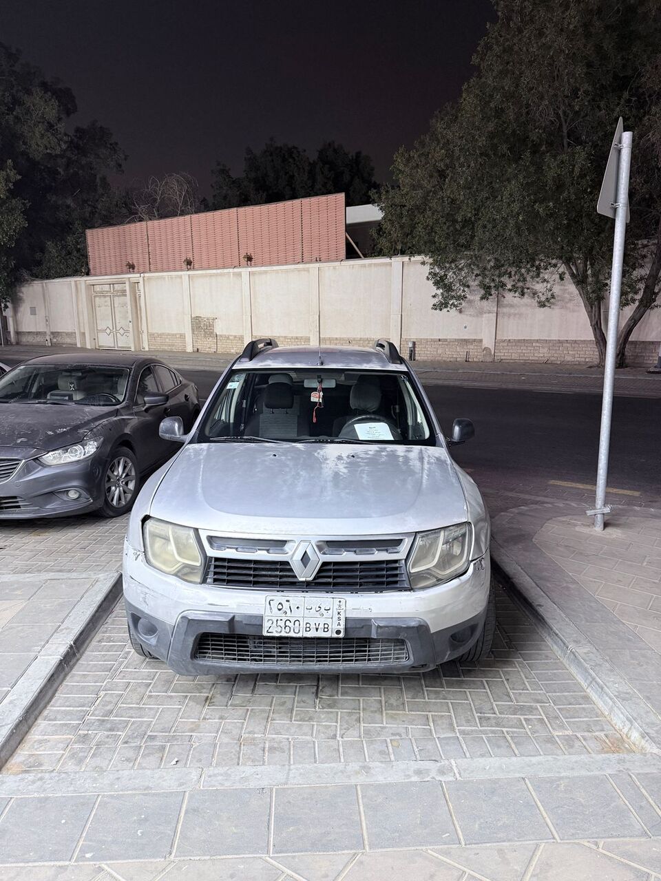 Jeddah, Vehicles, Cars & Trucks , SAR 6500,  Renault Duster,  2013,  Automatic,  180000 KM,  Urgent Duster Car For Sale