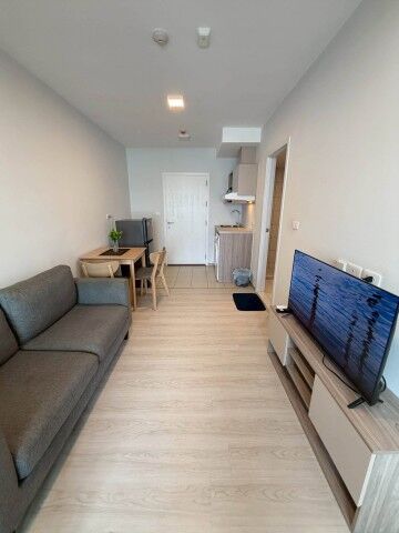 Bangkok, Villas, THB 13000,  30 Sq. Meter,  Plum Condo Sukhumvit 62 Clean Comfortable 4th Floor BTS BangChak