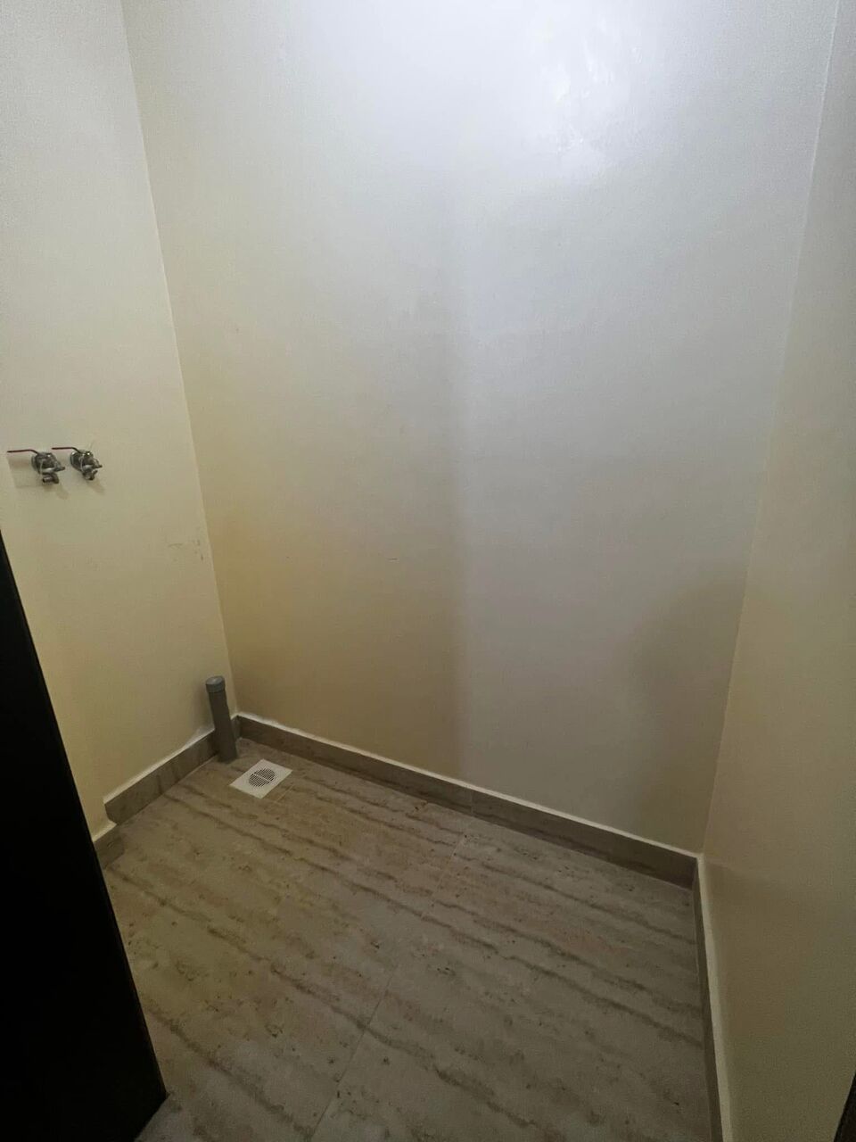 Adliya, Housing Exchanges, BHD 300/month,  2 BR,  120 Sq. Meter,  Unlimited EWA Big 2 Bed Room 2 Bathroom Apartment In New Energy Efficient Building