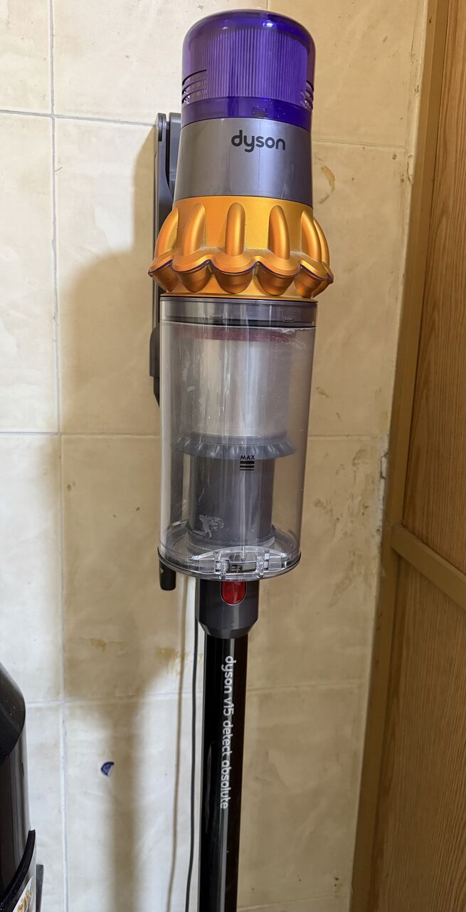 Khobar, Appliances, SAR 1500,  Dyson V15 Absolute Detect For Sale