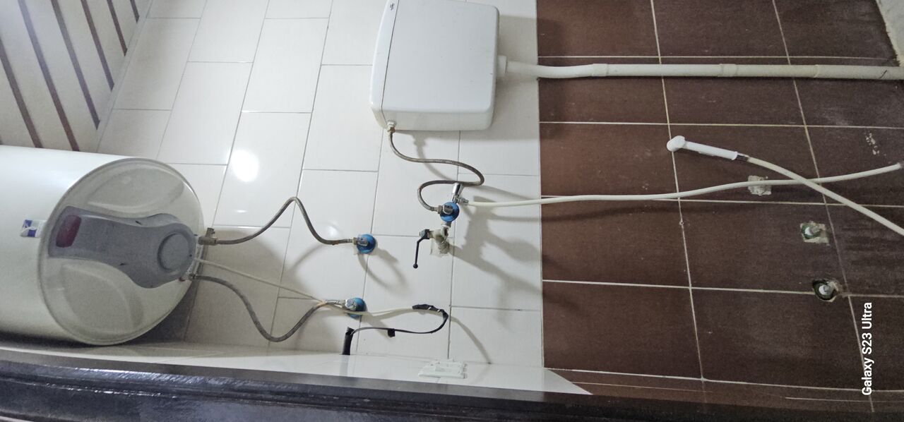 Riyadh, Rooms for Rent, SAR 850,  *Big Room With Attached Bathroom For Rent - Near Samoo Supermarket,