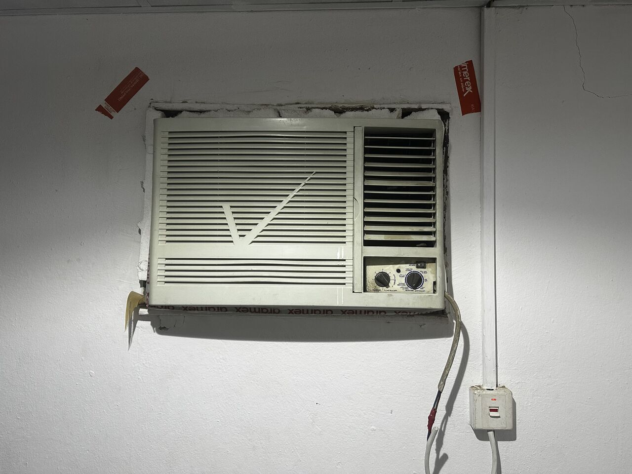 Al Malaz, Air Conditioners, SAR 700,  Window Ac Perfect Condition