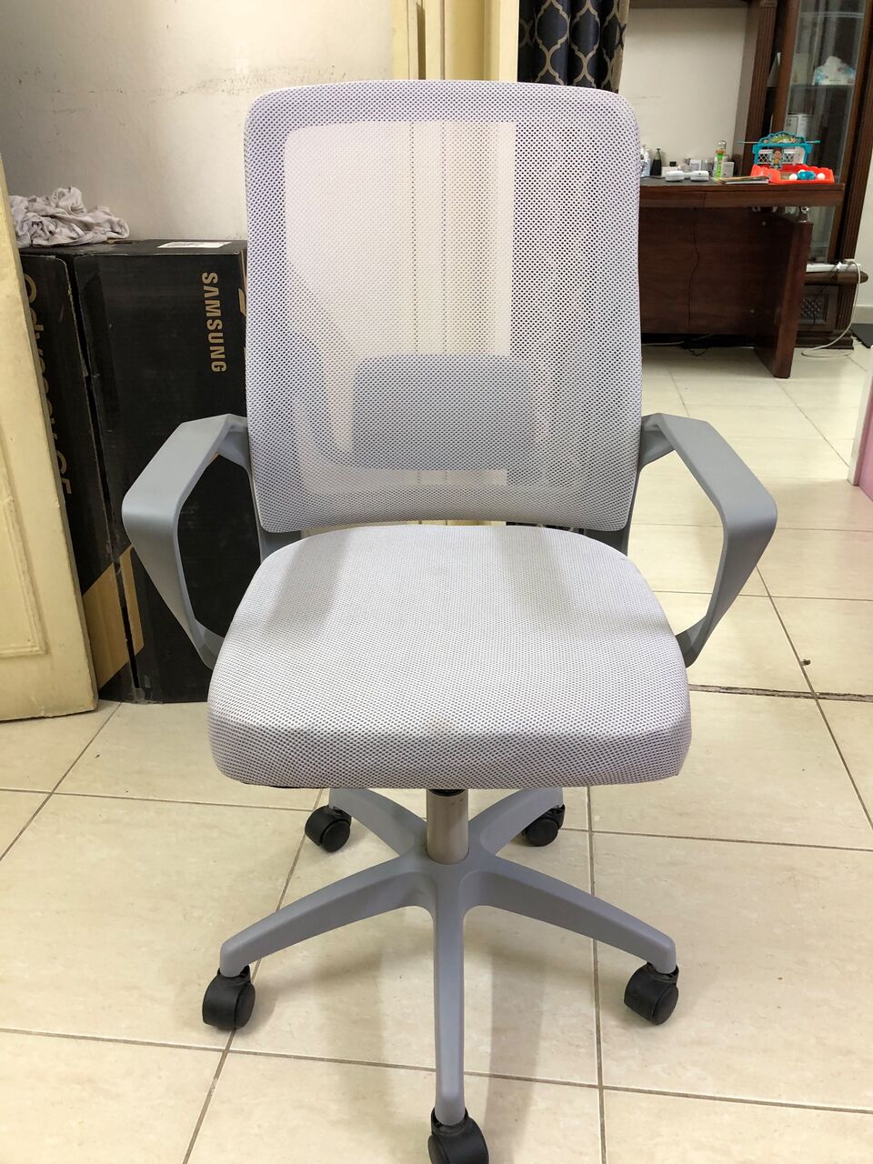 Riyadh, Furniture, SAR 150,  Office Chair Grey/White Mesh  &ndash; Great Condition - Few Months Used