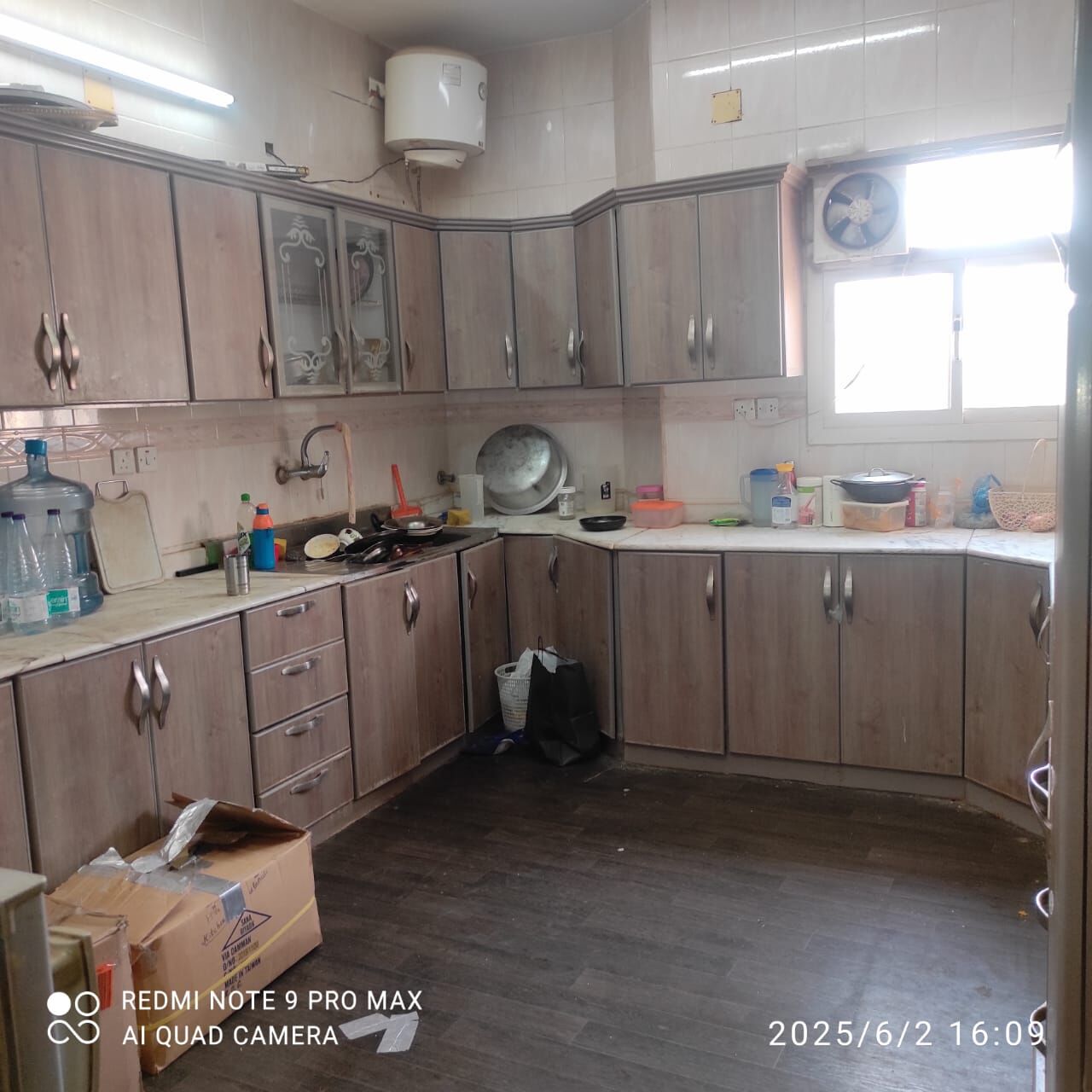 Al-Muzahmiya, Rooms for Rent, SAR 600/month,  Furnished,  36 Sq. Meter,  Bed Space In Big Room With Shared Kitchen, Hall For Executive Bachelor (Qiddiya Preferred)