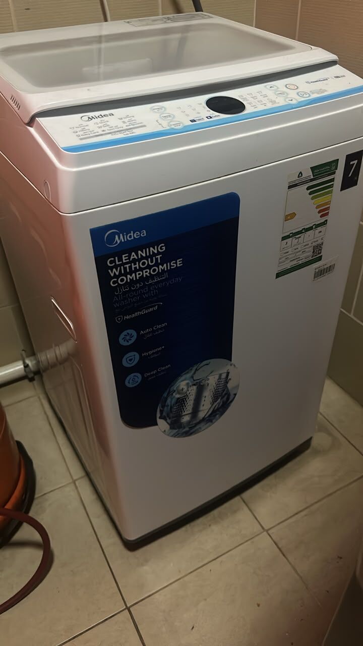 Jubail, Air Conditioners, SAR 5050,  Multi-Item Moving Sale: TV, AC, Fridge, Cooking Range, Cylinders & Washing Machine