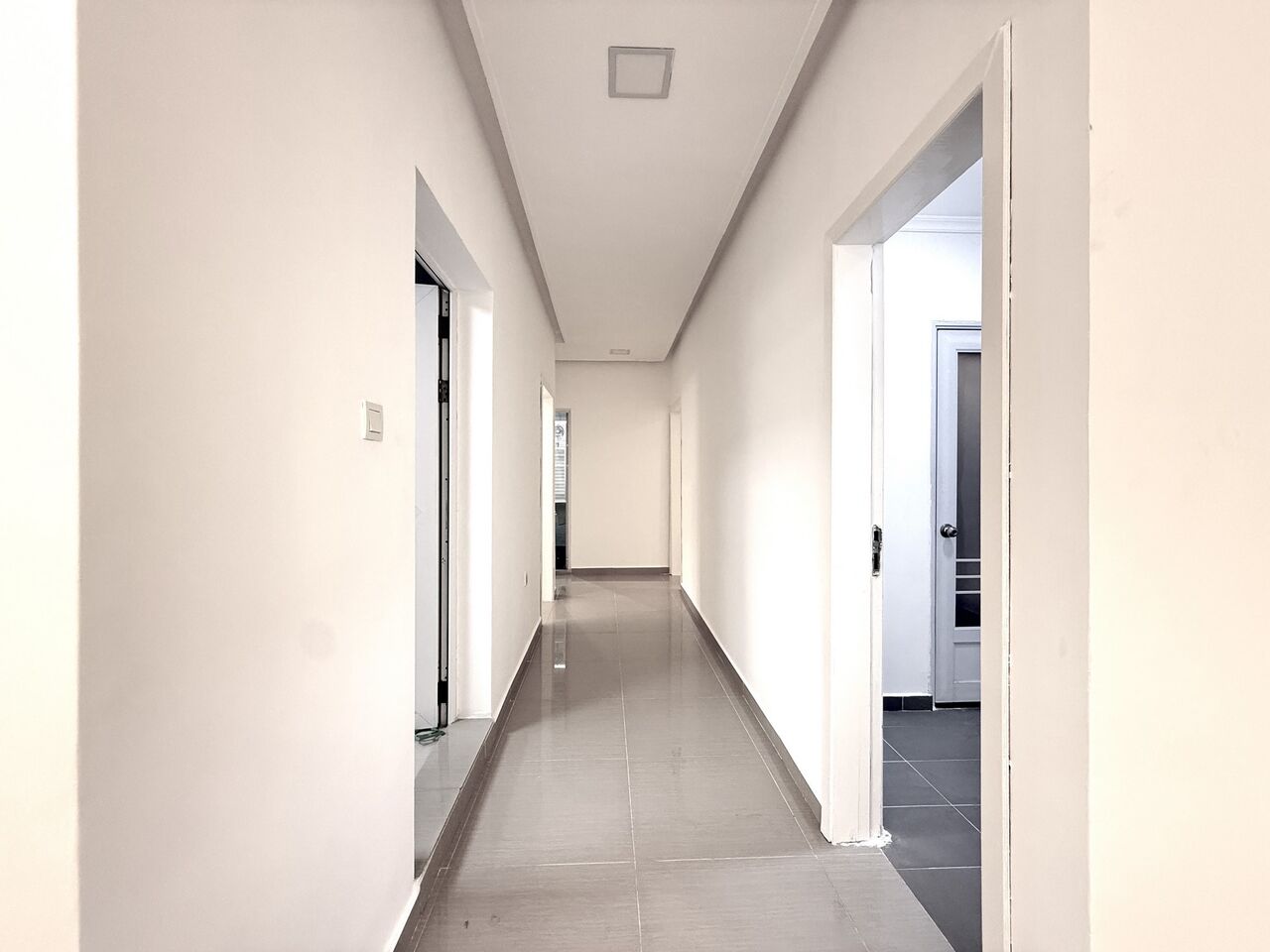 Salwa, Apartments, Flats, Houses & Villas, KWD 500/month,  3 BR,  Salwa &ndash; Unfurnished Three Bedroom Apartment With Balcony