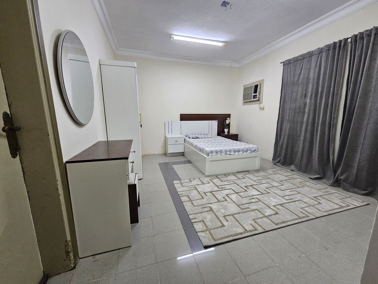 Al Jubail Al Balad, Apartments, Flats, Houses & Villas, SAR 1400/month,  Furnished,  Excellent Executive Bachelor Room With Sea View