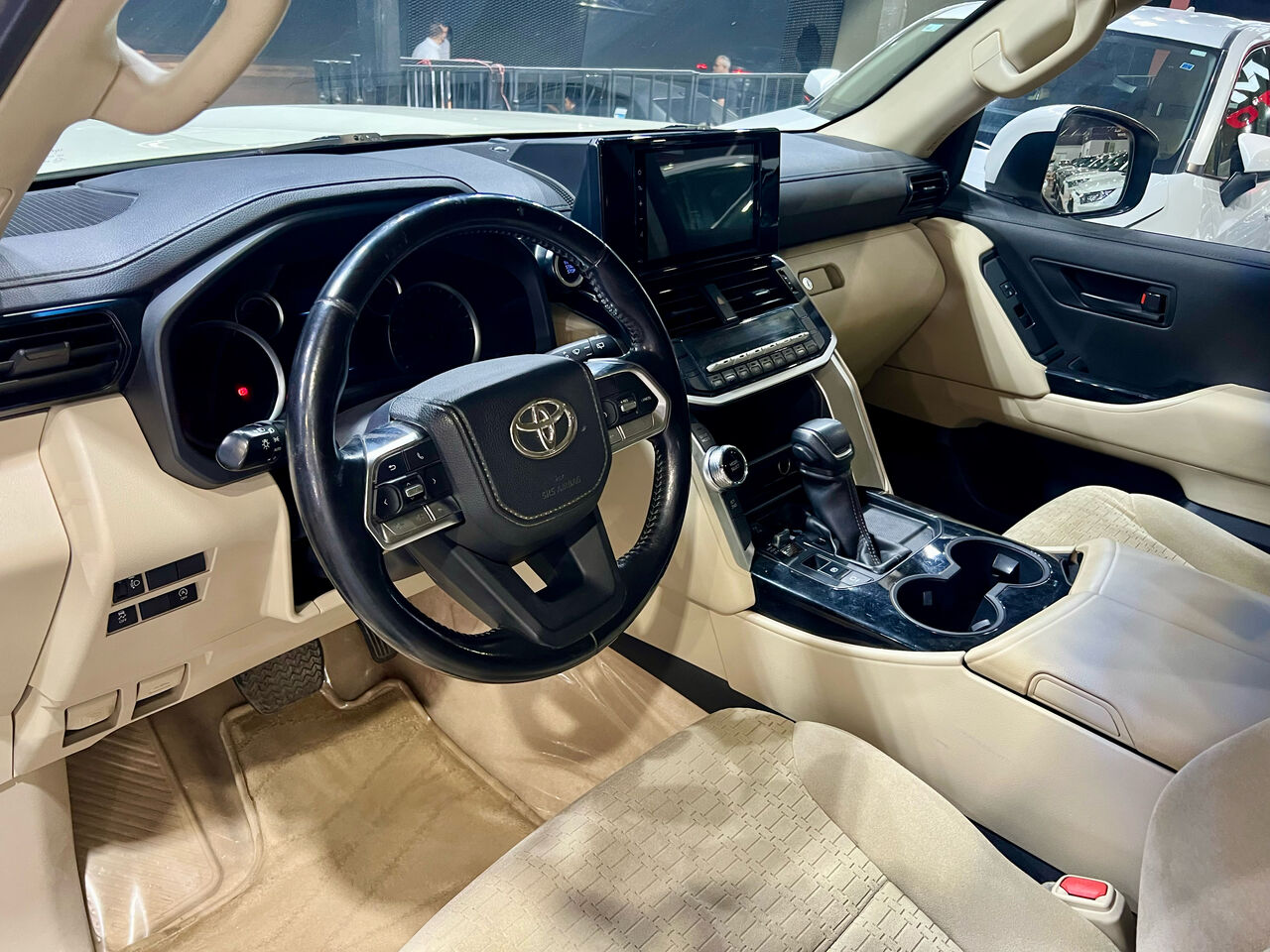 Riyadh, Vehicles, Cars & Trucks , SAR 220,  Toyota Land Cruiser,  2023,  Automatic,  159477 KM,   GXR   V8 Twin Turbo With All Original Condition 100%
