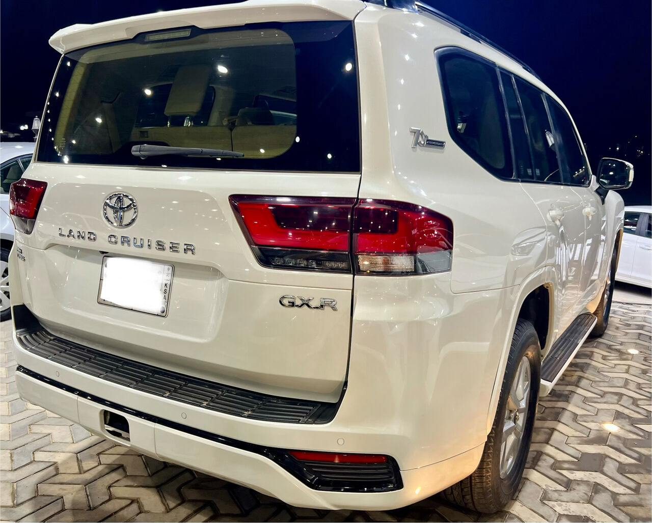Riyadh, Vehicles, Cars & Trucks , SAR 220,  Toyota Land Cruiser,  2023,  Automatic,  159477 KM,   GXR   V8 Twin Turbo With All Original Condition 100%
