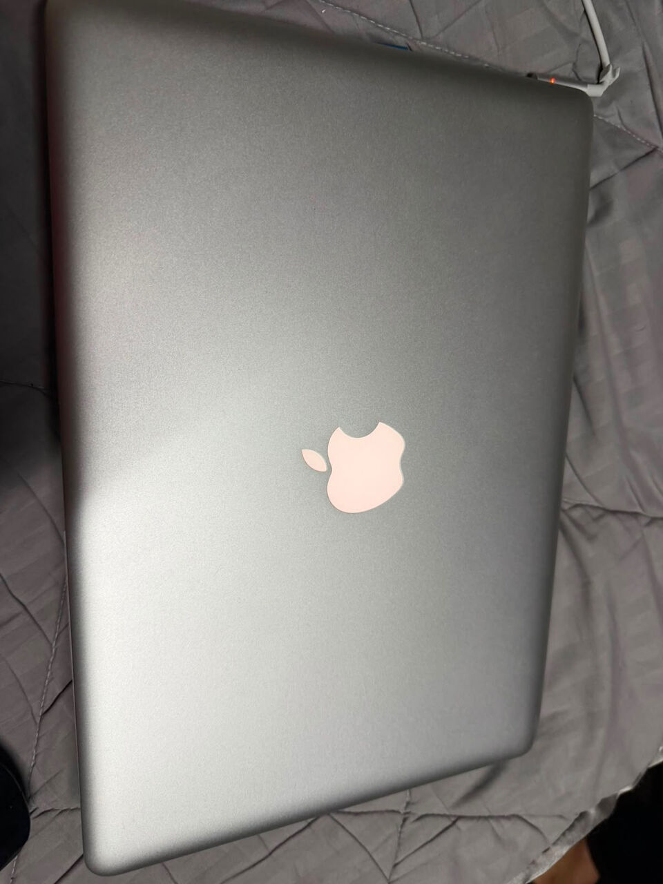 Manama, Tablet Computers, BHD 65,  Macbook Pro For Sell Urgent 2012 4 Gb Ram Its Like New
