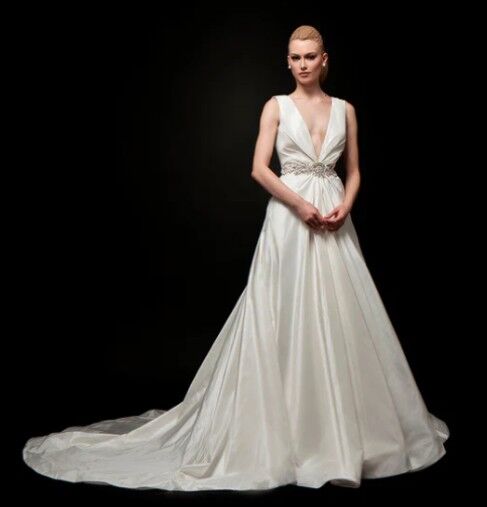 New York, Clothing & Accessories, Shop Best Wedding Dresses For Elegant Summer Bridal Look - Tony Hamawy