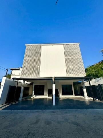 Bangkok, Villas, THB 45000,  25 Sq. Feet,  Home Office For Rent, 3 Floors, 25 Sq M, Lat Phrao 87, Behind CDC, Wang Thonglang