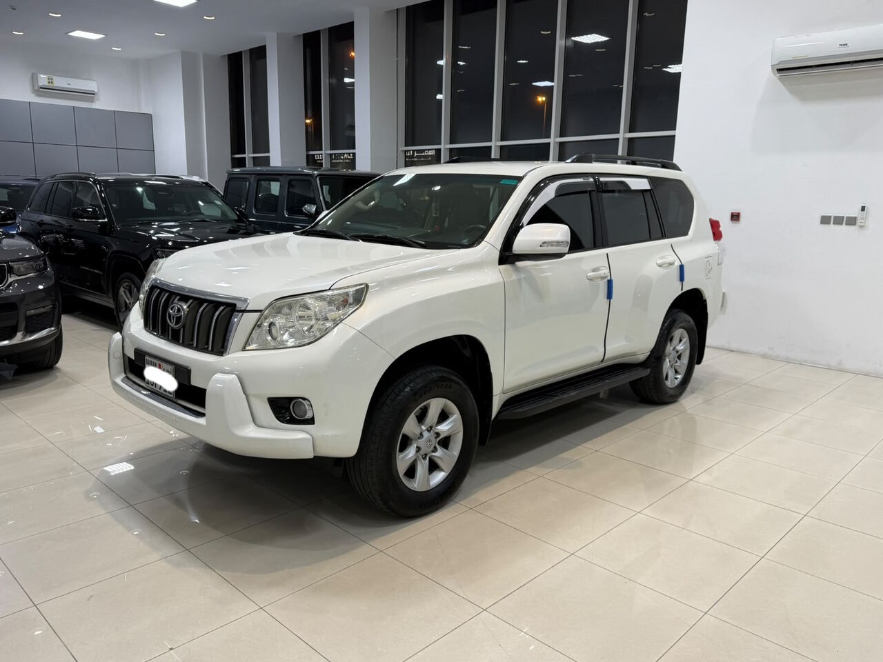 Manama, Vehicles, Cars & Trucks , BHD 6700,  Toyota Prado TX-L,  2011,  Automatic,  202200 KM,    (White)