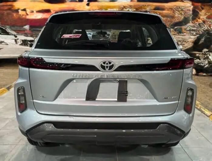Riyadh, Vehicles, Cars & Trucks , SAR 77000,  TOYOTA URBAN CRUISER,  2026,  Automatic,  1000 KM,  NEW CONDITION WITH MINOR DOOR REPANTED C