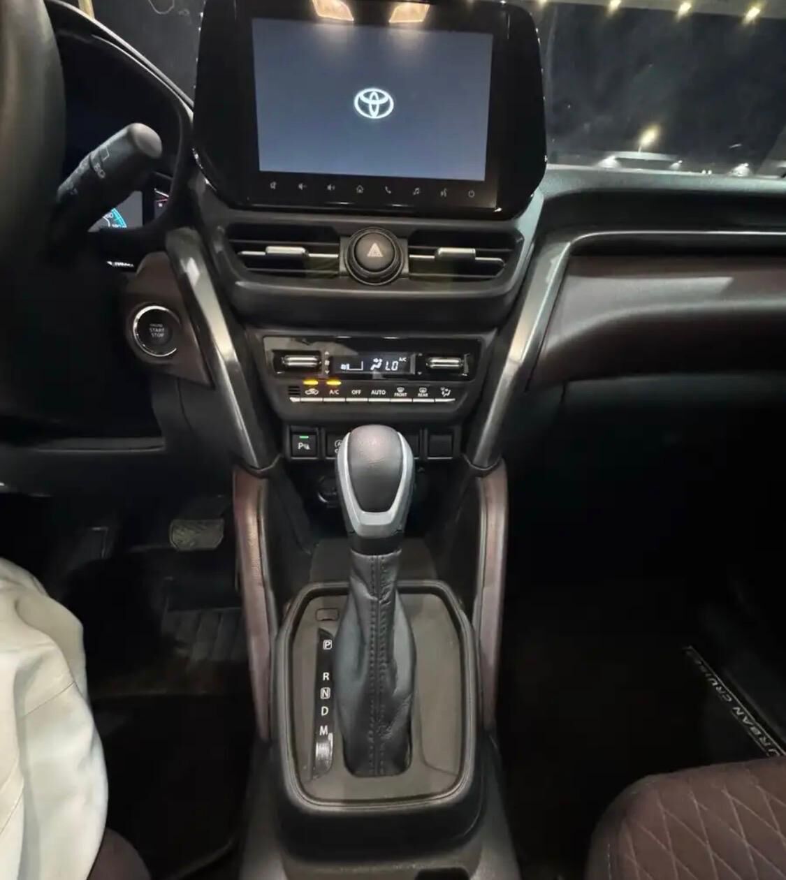 Riyadh, Vehicles, Cars & Trucks , SAR 77000,  TOYOTA URBAN CRUISER,  2026,  Automatic,  1000 KM,  NEW CONDITION WITH MINOR DOOR REPANTED C