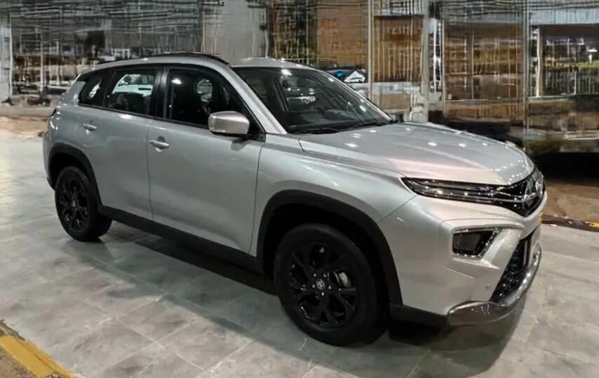 Riyadh, Vehicles, Cars & Trucks , SAR 77000,  TOYOTA URBAN CRUISER,  2026,  Automatic,  1000 KM,  NEW CONDITION WITH MINOR DOOR REPANTED G