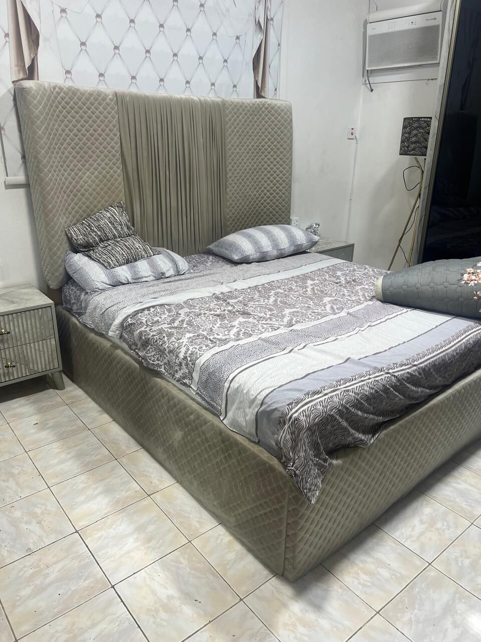 Riyadh, Household Items, SAR 1,  Bed With Storage, Bed Table, Coffee Table, 6 Dining Chairs