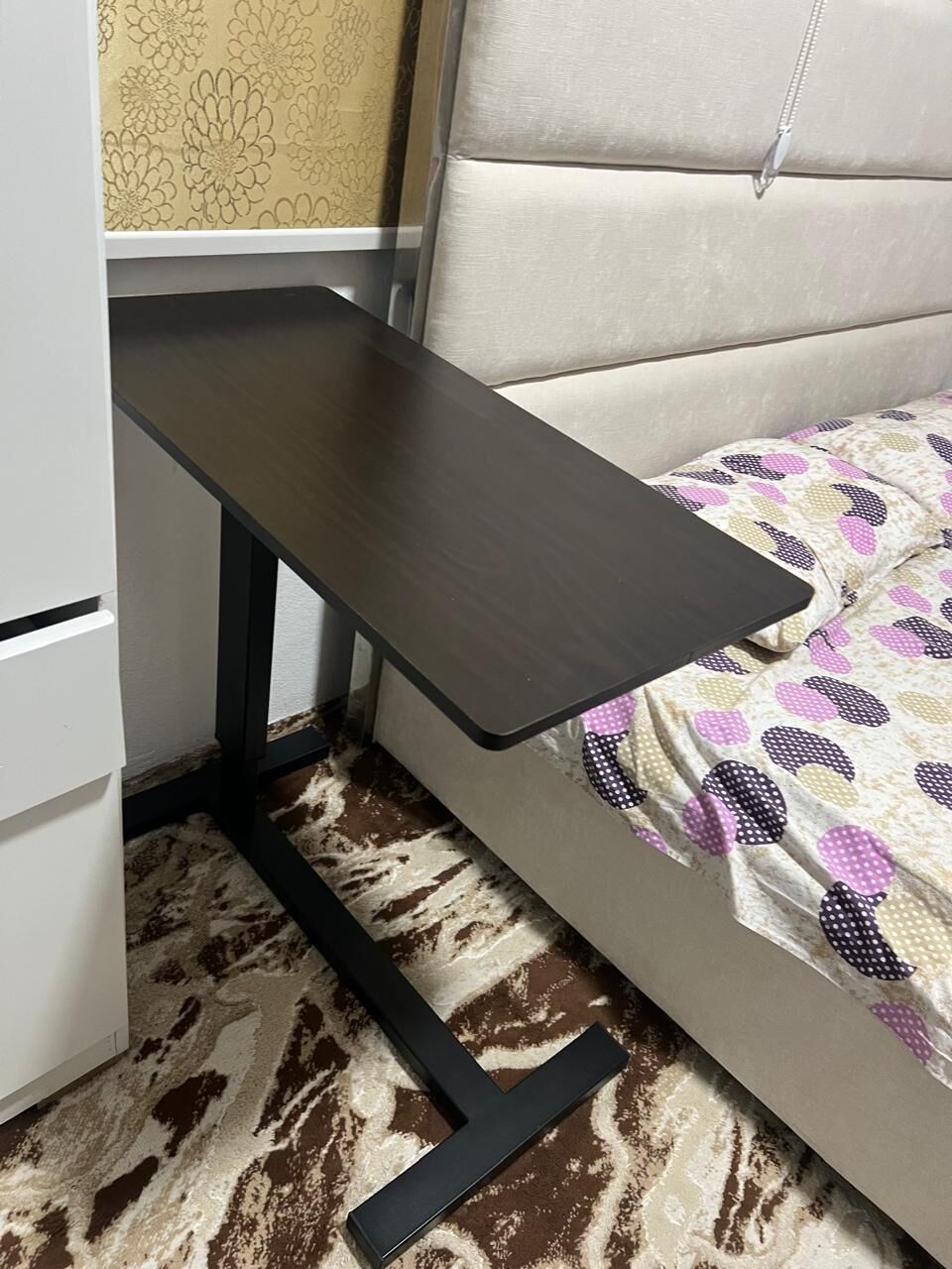 Riyadh, Household Items, SAR 1,  Bed With Storage, Bed Table, Coffee Table, 6 Dining Chairs