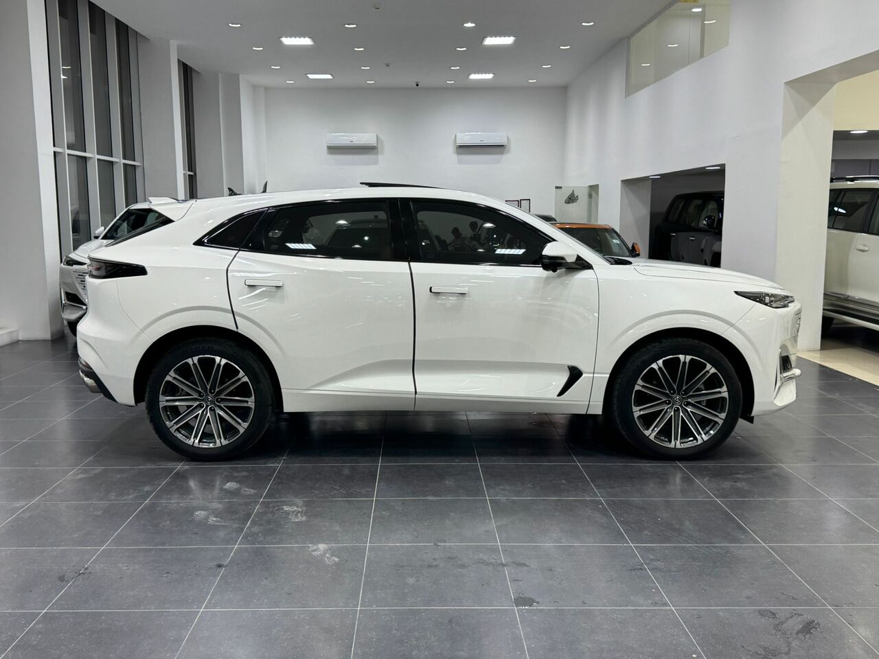 Manama, Vehicles, Cars & Trucks , BHD 8900,  Changan UNI-K Plus,  2025,  Automatic,  27700 KM,    (White)