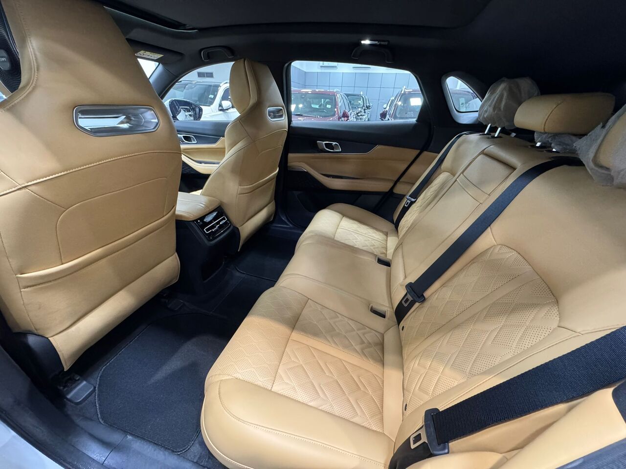 Manama, Vehicles, Cars & Trucks , BHD 8900,  Changan UNI-K Plus,  2025,  Automatic,  27700 KM,    (White)