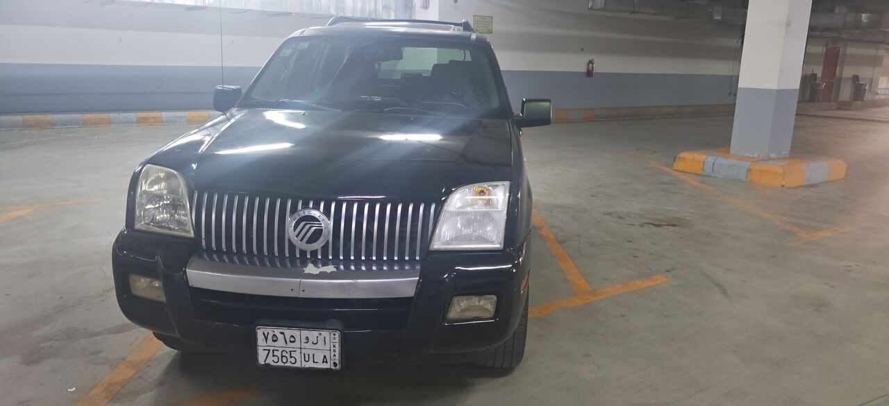 Riyadh, Vehicles, Cars & Trucks , SAR 15000,  Mercury Mountaineer,  2009,  Automatic,  200 KM,  Ford Explorer