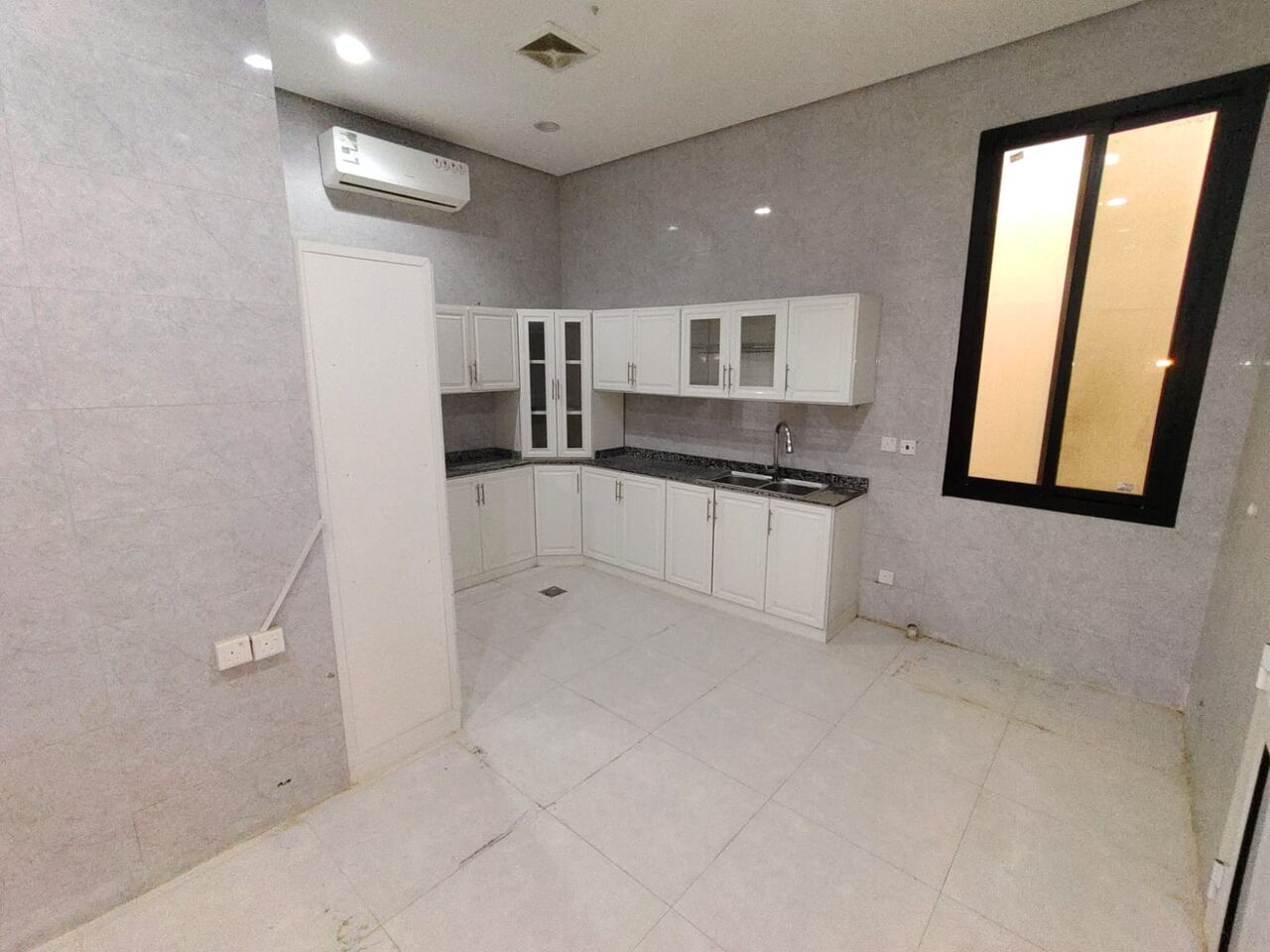 Riyadh, Apartments, Flats, Houses & Villas, SAR 70000/year,  3 BR,  200 Sq. Meter,  Spacious 3 BR + Maid Apartment Family Friendly