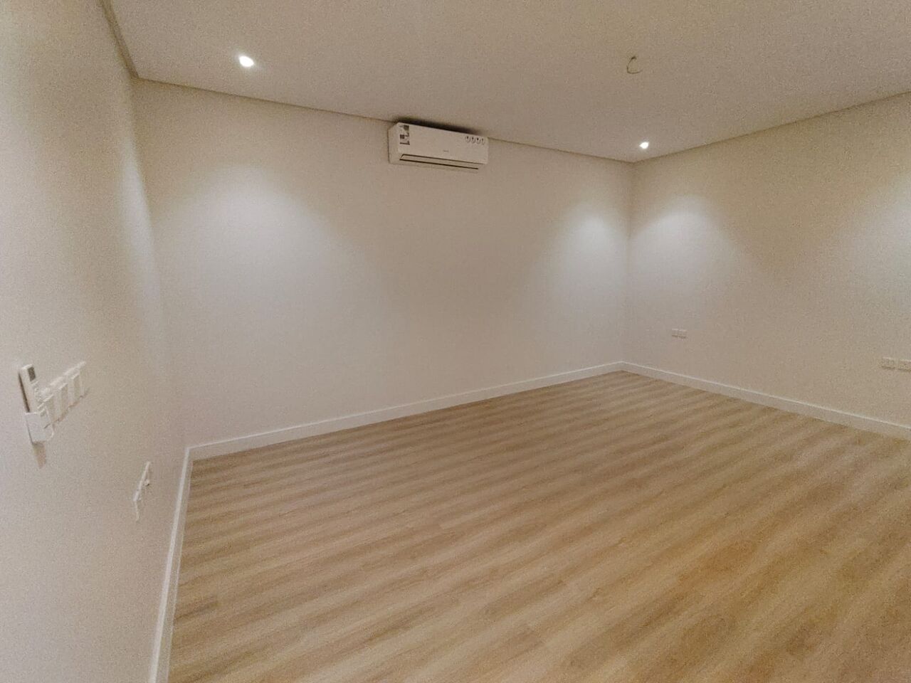 Riyadh, Apartments, Flats, Houses & Villas, SAR 70000/year,  3 BR,  200 Sq. Meter,  Spacious 3 BR + Maid Apartment Family Friendly