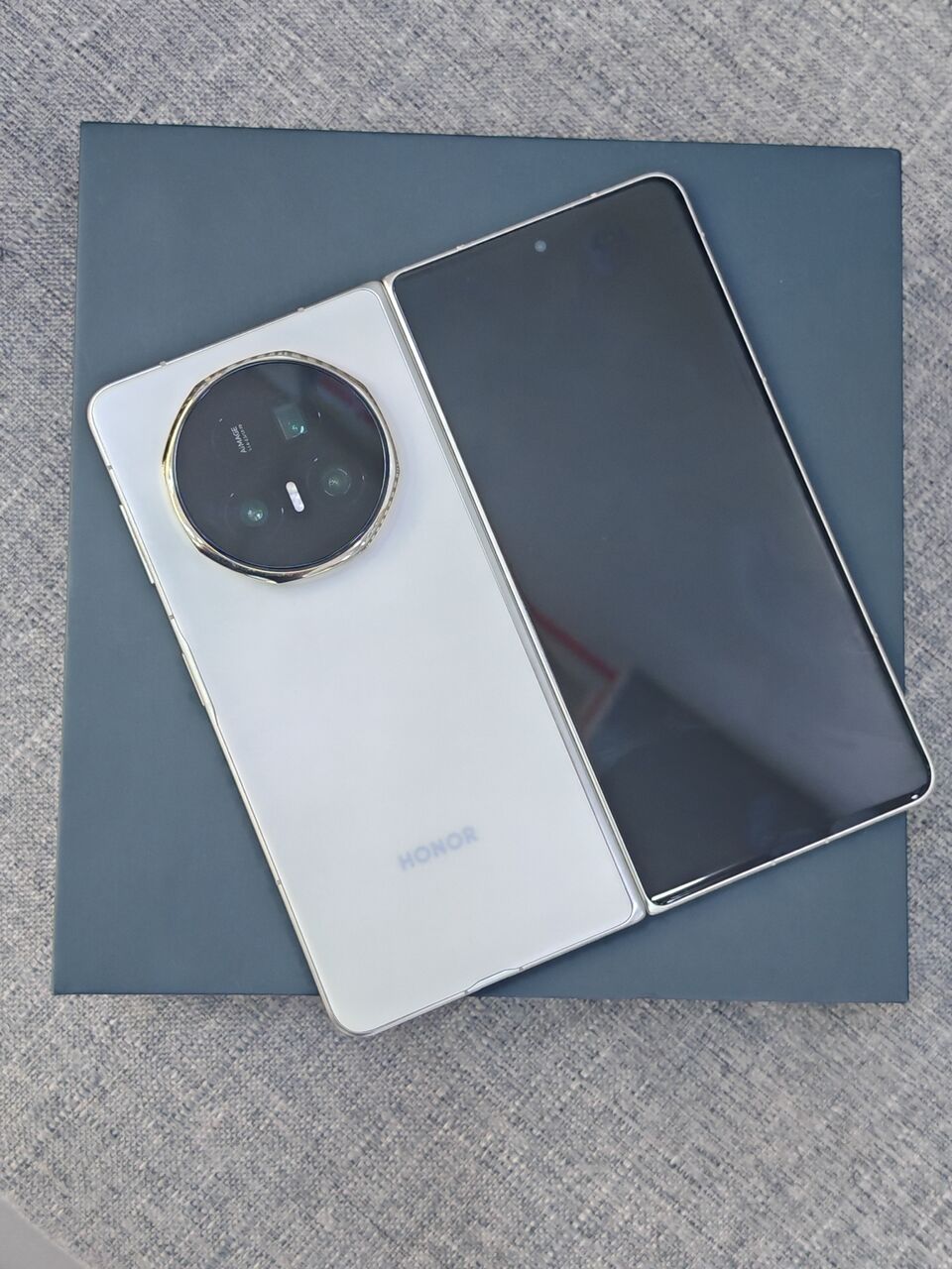 Hoora, Mobile Phones, BHD 1,  Honor Magic 6 RSR PORSCHE Design Premium Special Edition Samsung And Huawei Magic V5 Fold