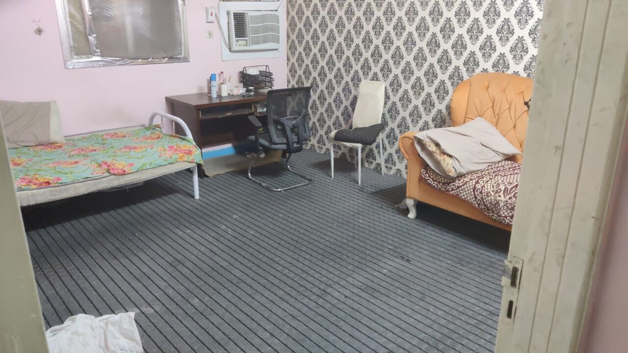 Al Wizarat, Rooms for Rent, SAR 1200/month,  One Neat & Clean Room Rent For Bachelors In Hara Opposite Olympia Restaurent