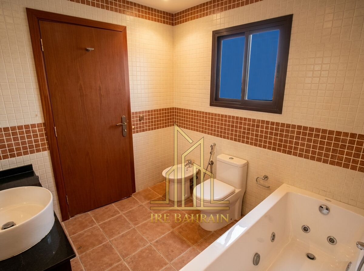 Sanad, Villas, BHD 650,  300 Sq. Meter,  Beautiful Garden Villa For Rent In Sanad BD.650/-