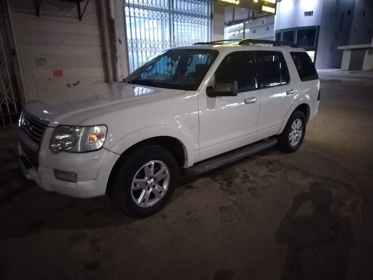 Akrabia, Vehicles, Cars & Trucks , SAR 9500,  Ford Explorer,  2009,  Automatic,  456000 KM,  WELL MAITENED BY PETROMIN  FOR SR.14500