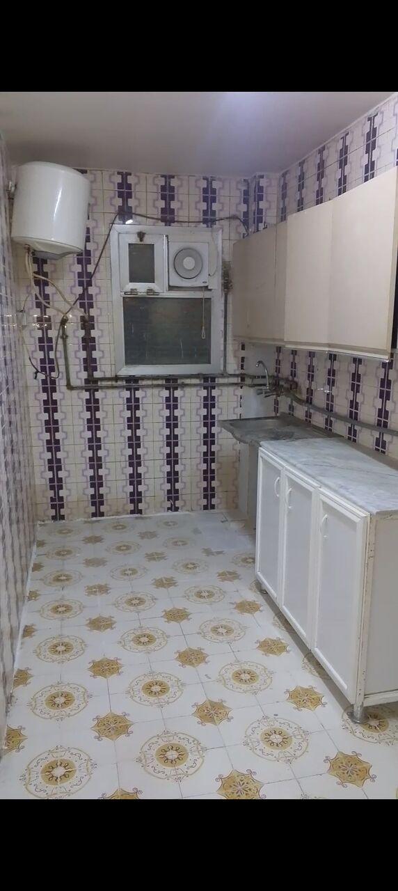 Al Malaz, Villas, SAR 28000,  Furnished,  2 BHK Flat For Rent Al Malaz Area, Opposite Malaz Restaurant. Very Prime Location.