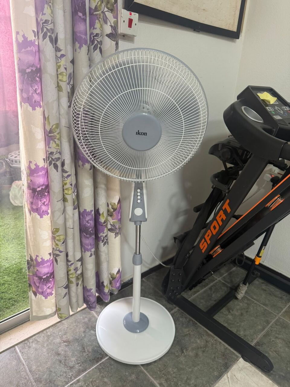 Dammam, Household Items, SAR 850,  Sony BRAVIA HD Smart TV 50" , Treadmill, Ikon Pedestal Fan