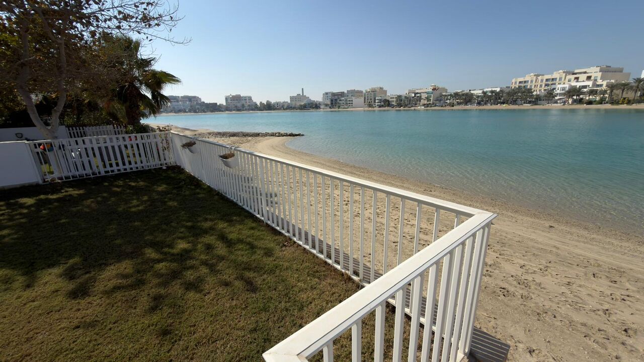 Tala Island, Villas, BHD 300,  Furnished,  Luxury Beachfront Villa For Sale In Amwaj Island (Tala Island)