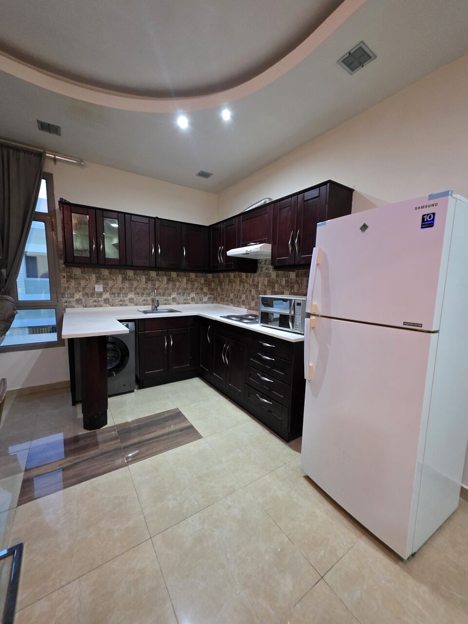 Salmaniya, Apartments, Flats, Houses & Villas, BHD 300/month,  Furnished,  2 BR,  -Very Neet & Clean Fully Furnished 2 BHK Flat With Ewa & Parking @300/BD In Salmaniya