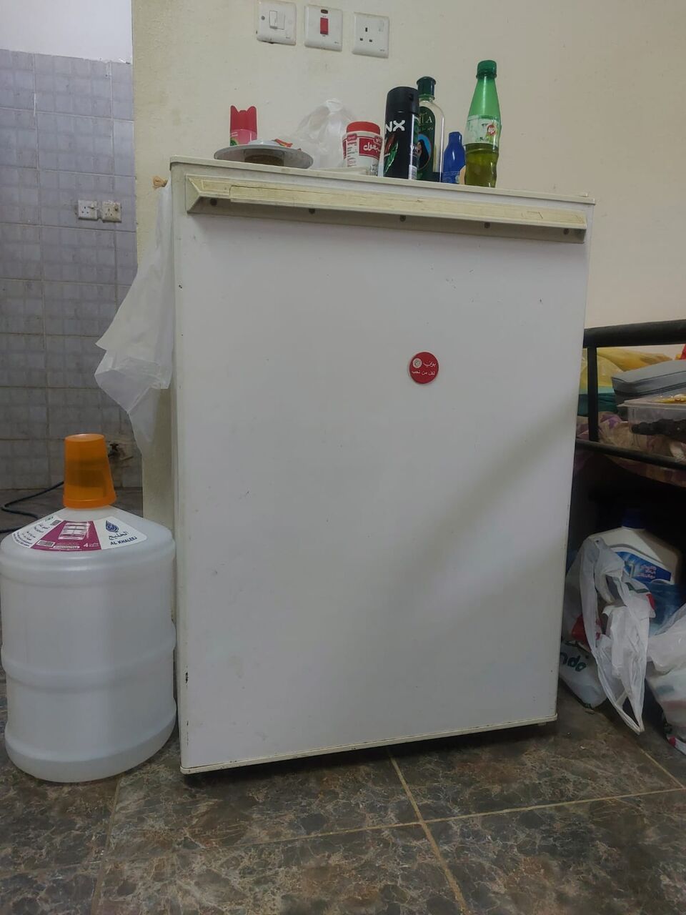 Riyadh, Appliances, SAR 550,  Standard Size Room Fridge & Semi-Automatic Washing Machine For Sale (Good Condition)