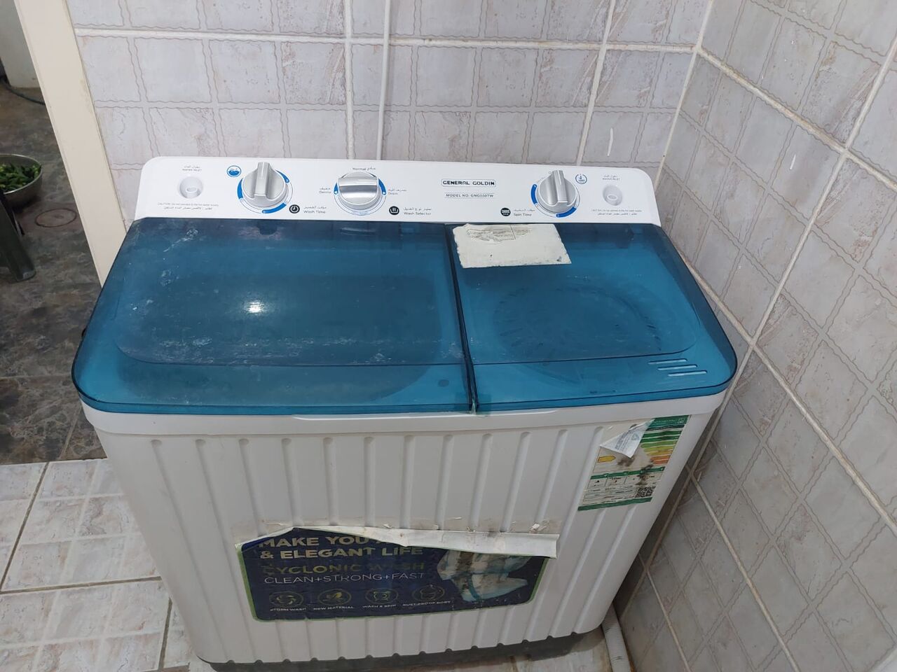 Riyadh, Appliances, SAR 550,  Standard Size Room Fridge & Semi-Automatic Washing Machine For Sale (Good Condition)