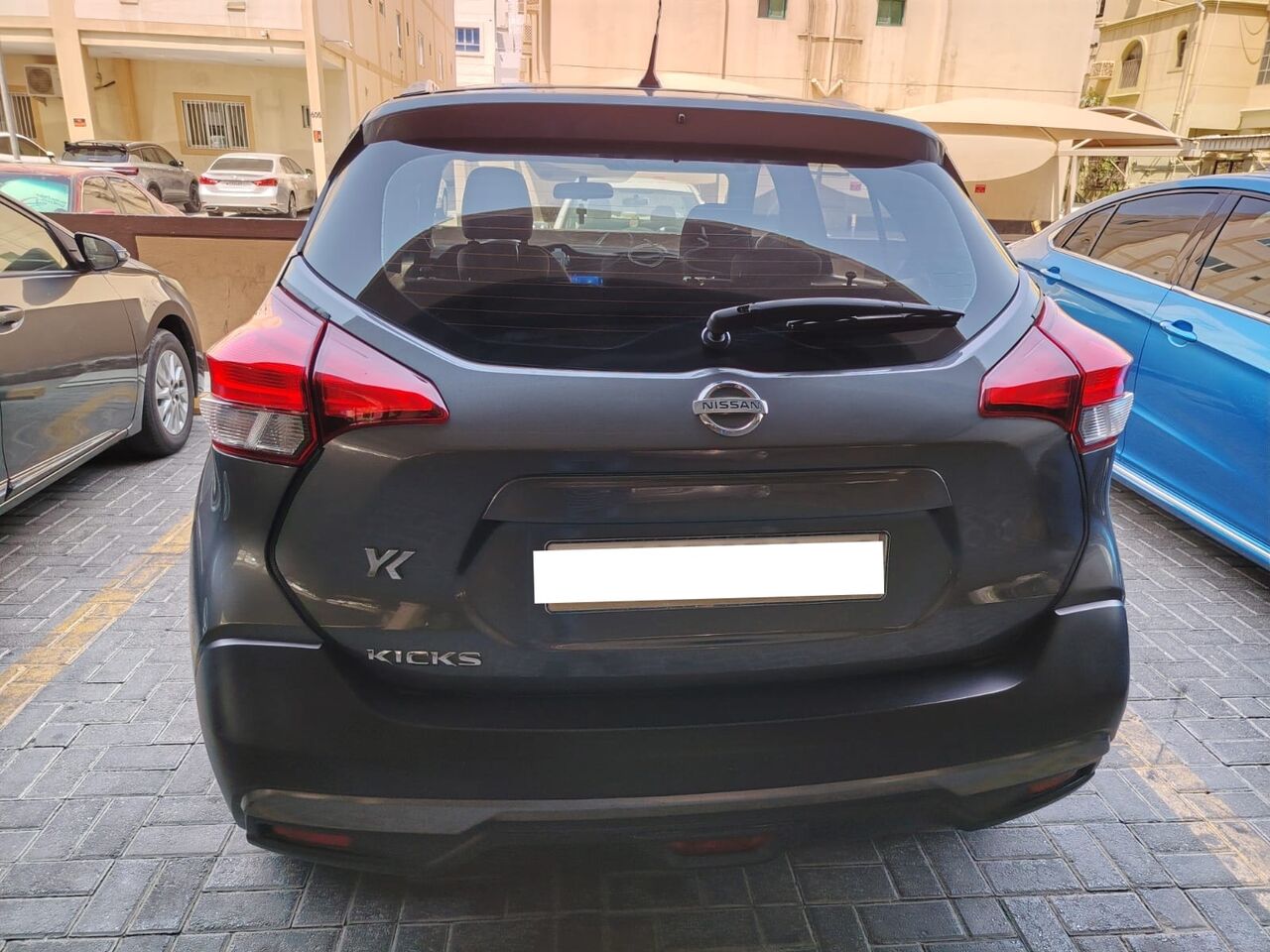 Manama, Vehicles, Cars & Trucks , BHD 3000,  Nissan Kicks,  2018,  Automatic,  130000 KM,
