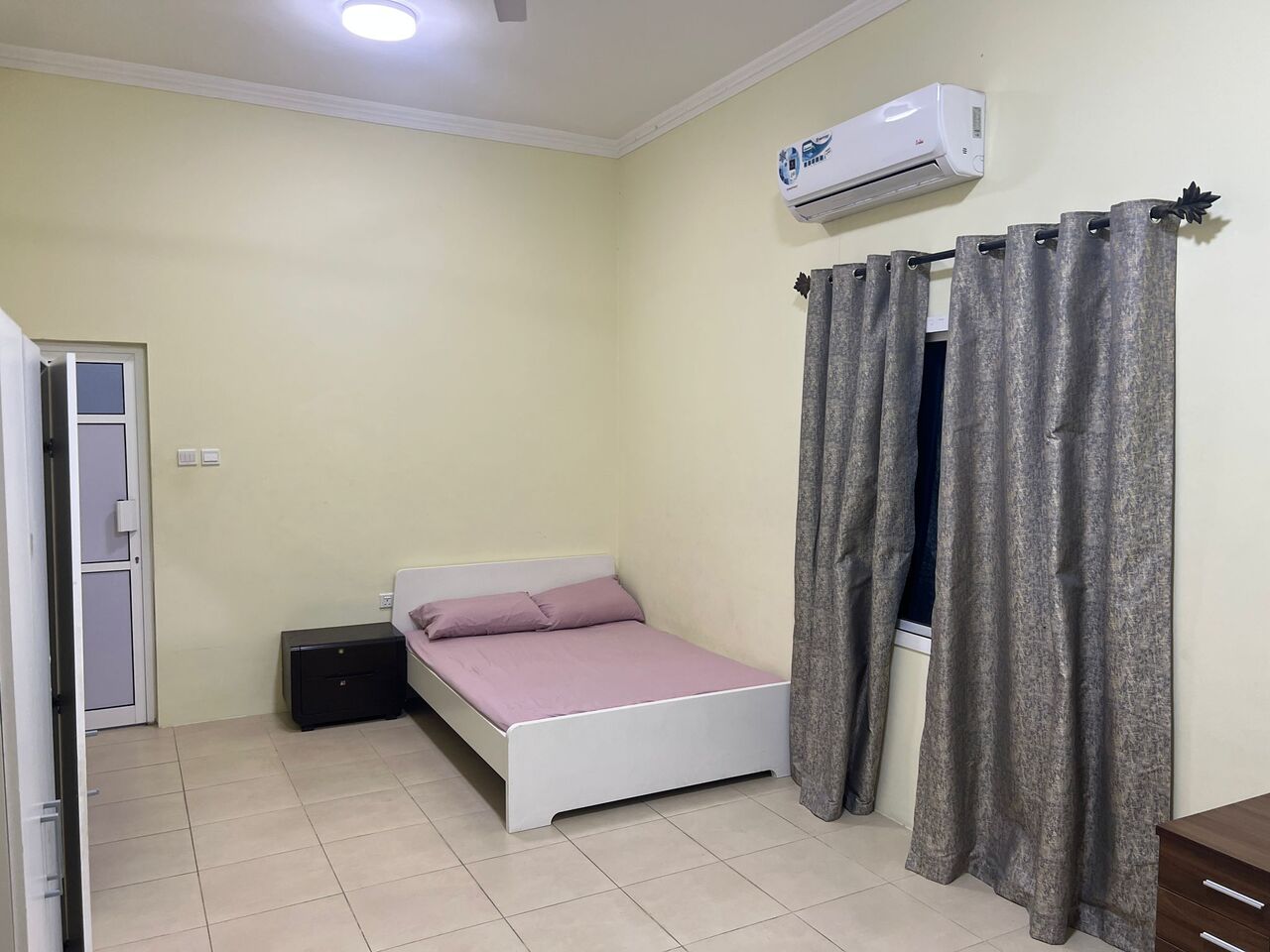 Burhama, Apartments, Flats, Houses & Villas, BHD 250/month,  Furnished,  2 BR,  Budget-Friendly  Apartment For Rent In Burhama | Near Dana Mall