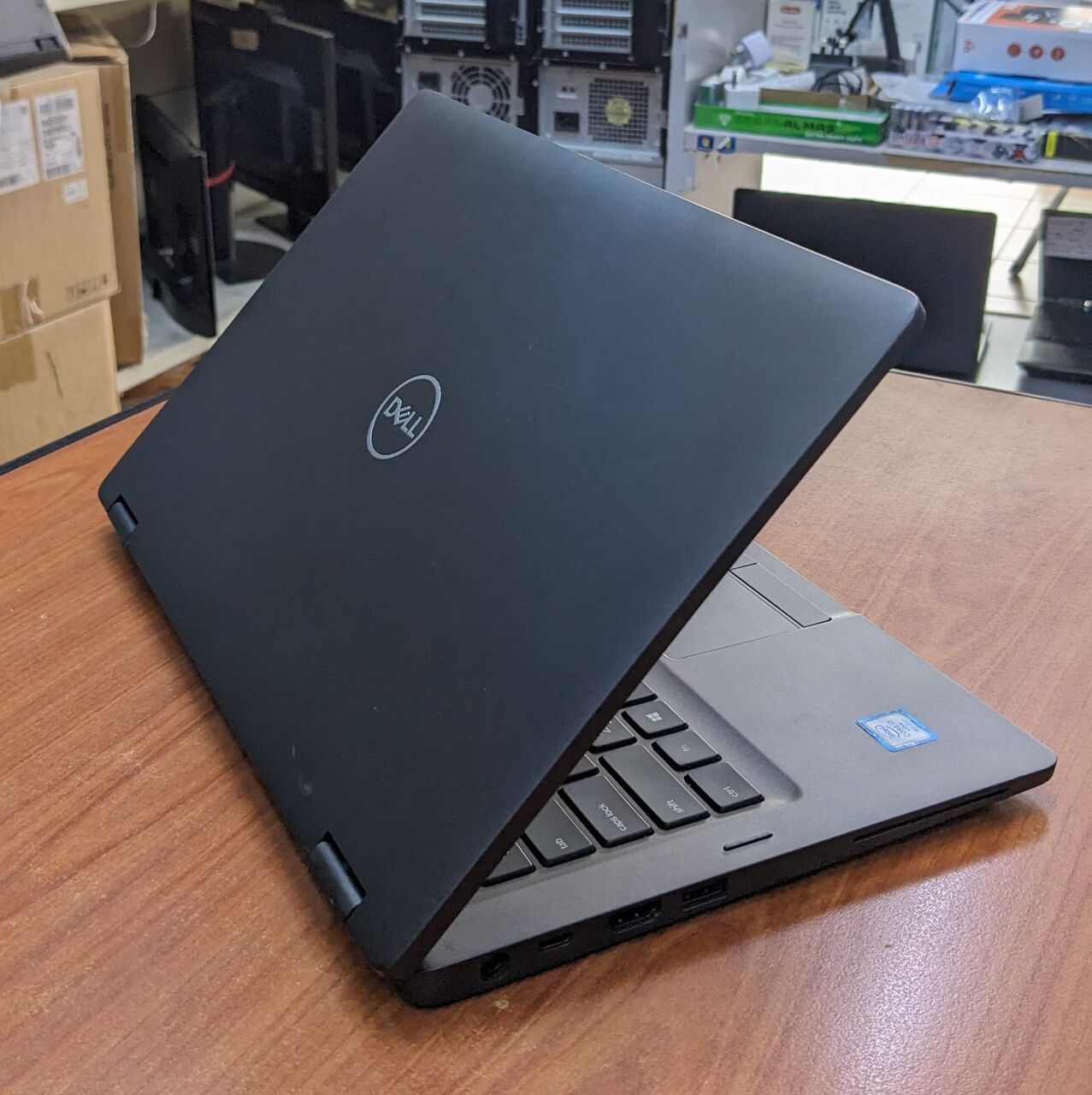 Manama, Computers, BHD 98,  DELL Core I7 8th Gen 2in1 Touch Laptop+Tablet M.2 SSD 35x Fast FREE Bag & Mouse,Earphone