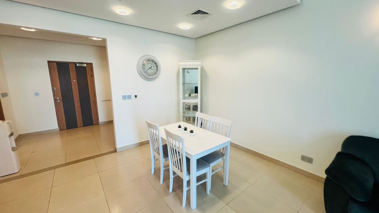 Manama, Apartments, Flats, Houses & Villas, BHD 330/month,  Furnished,  1 BR,  Apartment For Rent In Reef Island &ndash; All-Inclusive Deal | Closed Kitchen | Housekeeping