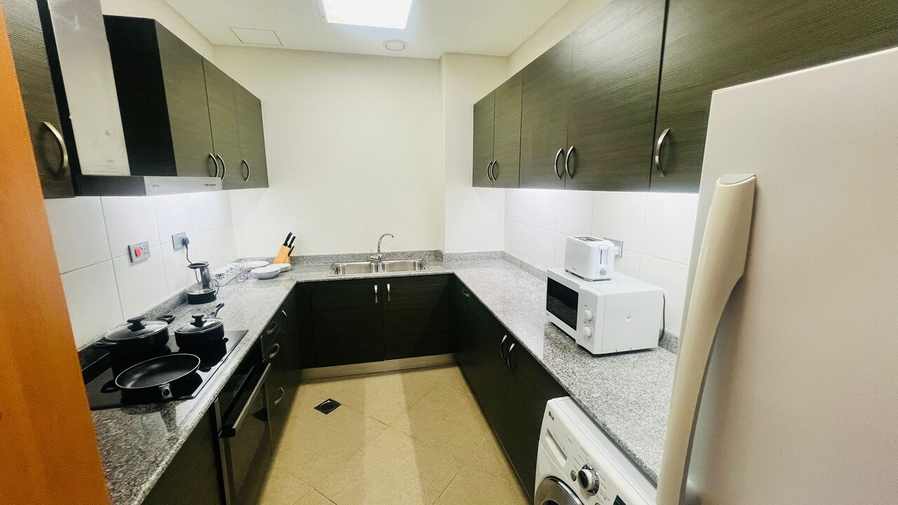 Manama, Apartments, Flats, Houses & Villas, BHD 330/month,  Furnished,  1 BR,  Apartment For Rent In Reef Island &ndash; All-Inclusive Deal | Closed Kitchen | Housekeeping