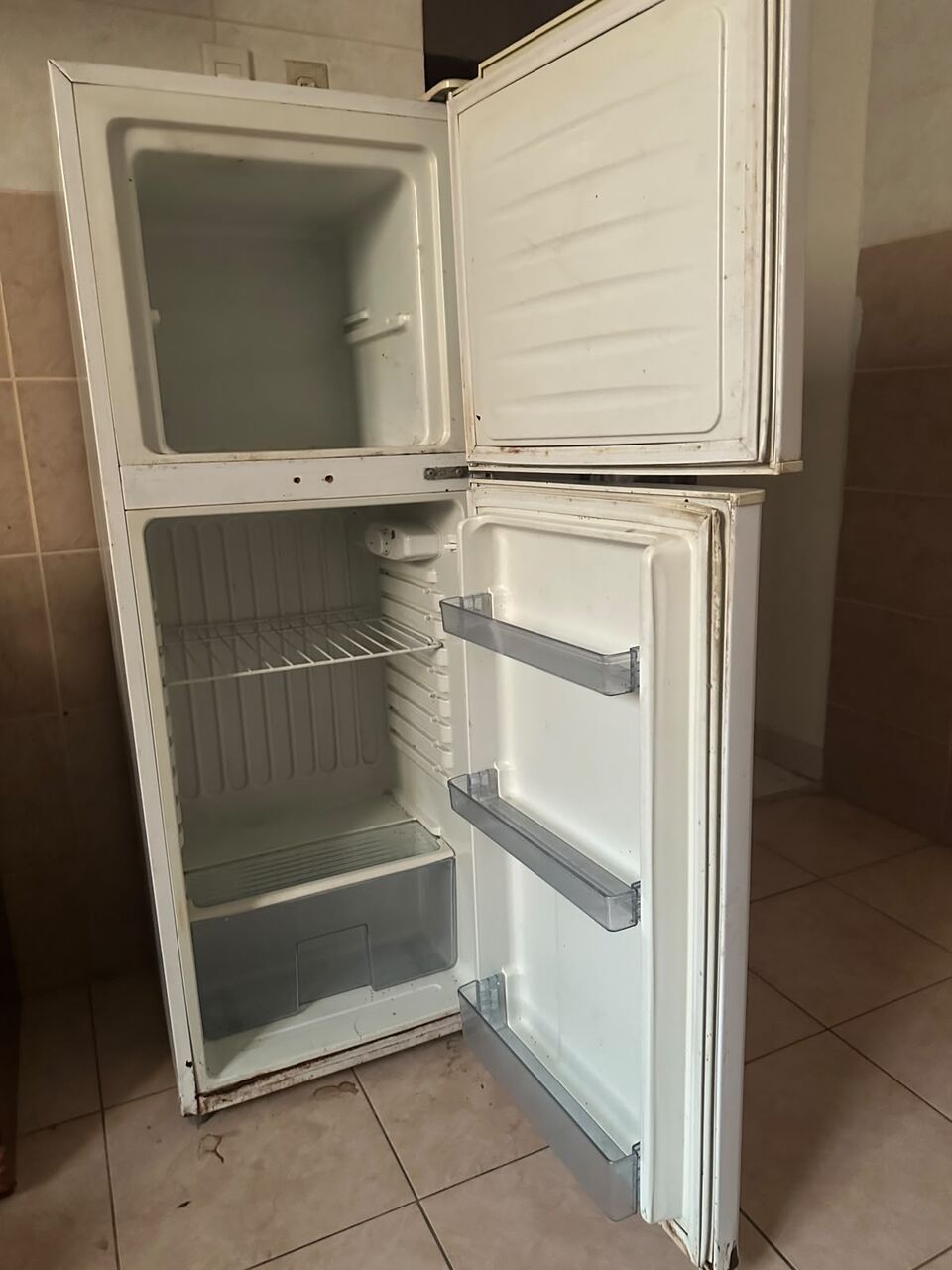 Jubail, Appliances, SAR 350,  Refrigerator