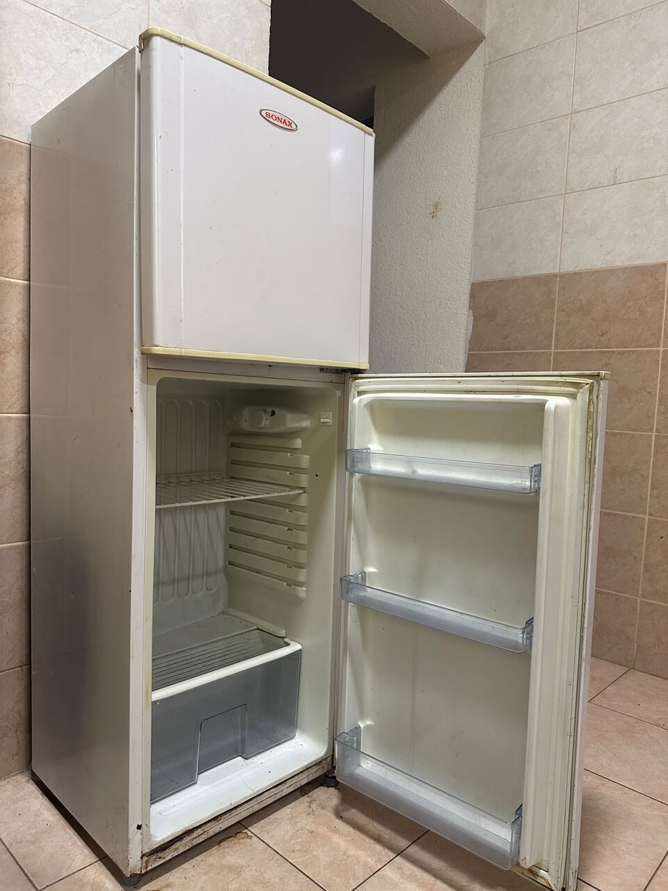 Jubail, Appliances, SAR 350,  Refrigerator