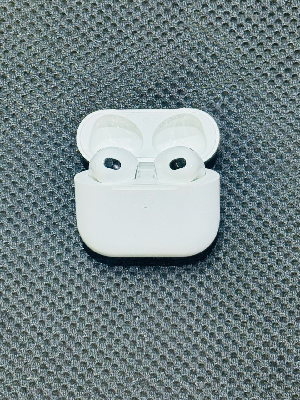 Riyadh, Electronics, SAR 400,  Apple AirPods (3rd Generation) &ndash; Original, Excellent Condition